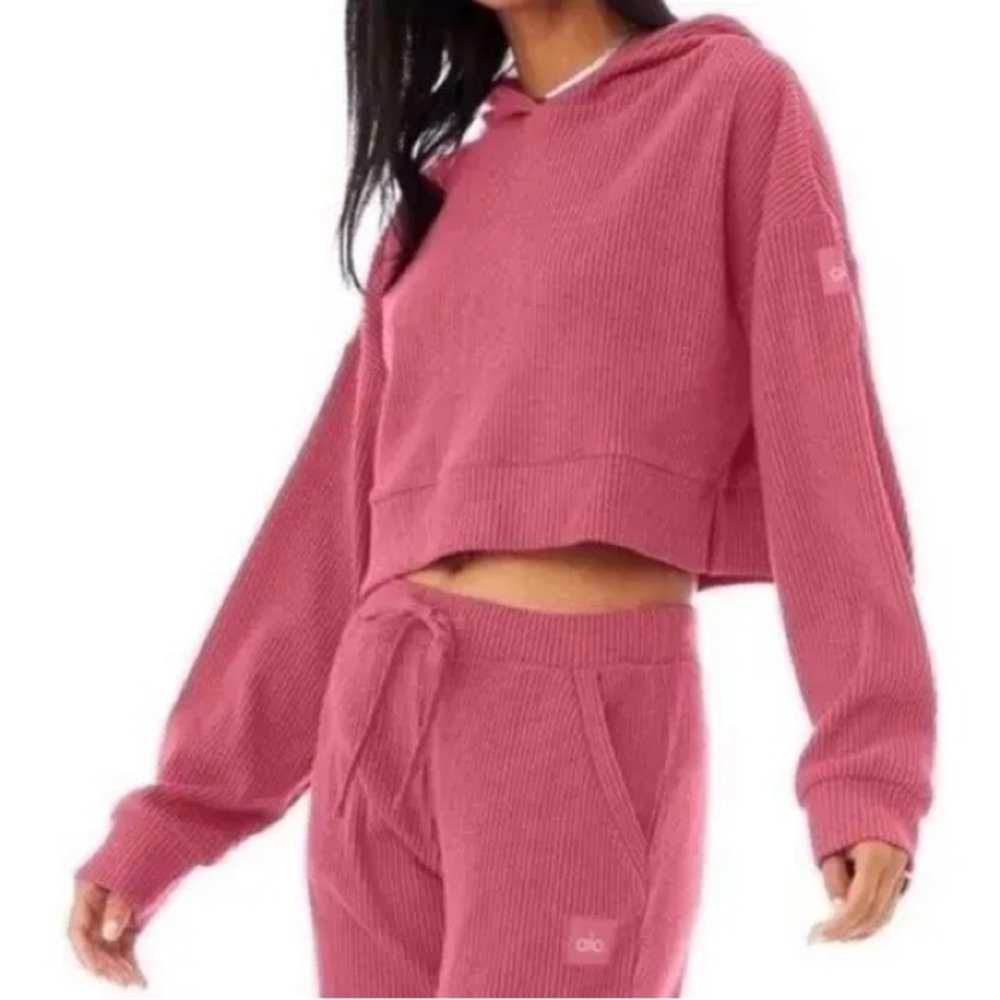 Alo Yoga Women's Muse Ribbed Hoodie Cropped Sweatshirt, XS, raspberry sorbet